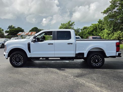 Used 2024 Ford F250 XL w/ STX Appearance Package AWD/4WD image 2