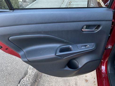 New 2025 Nissan Versa SR image 15