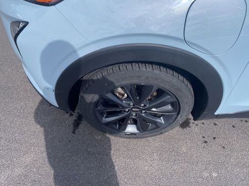 Used 2022 Chevrolet Bolt EUV Premier w/ Launch Edition image 28