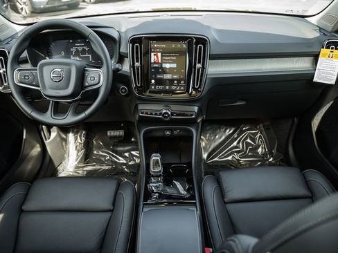 New 2026 Volvo XC40 B5 Plus w/ Climate Package image 21