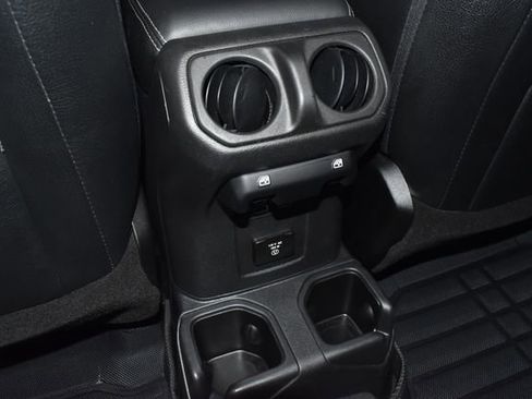 Used 2022 Jeep Wrangler Unlimited Sahara w/ Cold Weather Group image 29