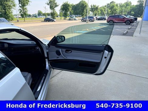 Used 2012 BMW 335i Convertible RWD image 15