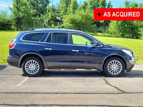 Used 2011 Buick Enclave CX FWD image 1