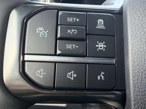 New 2026 Ford F250 Platinum w/ FX4 Off-Road Package AWD/4WD image 28