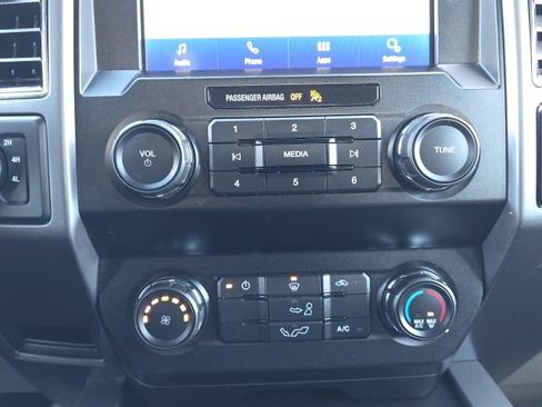 Used 2020 Ford F150 XLT image 21