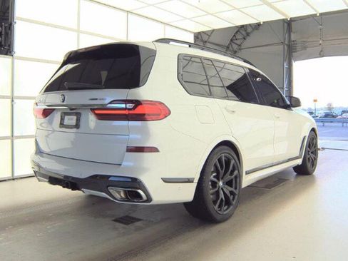 Used 2019 BMW X7 xDrive40i w/ Premium Package AWD/4WD image 4