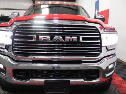 Used 2022 RAM 2500 Laramie AWD/4WD image 21