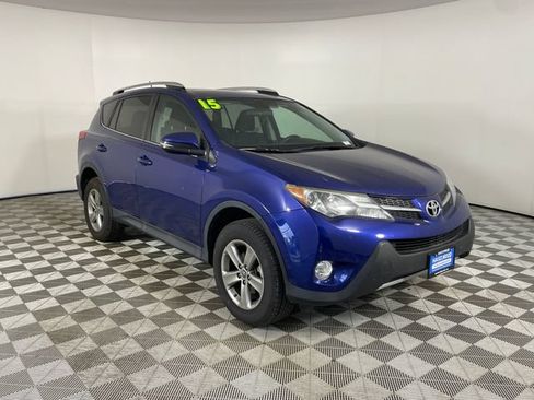 Used 2015 Toyota RAV4 XLE AWD/4WD image 18