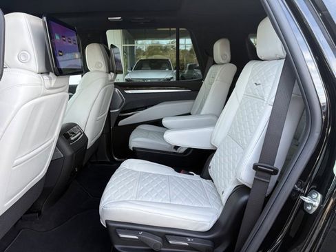 Certified 2026 Cadillac Escalade Platinum Sport w/ LPO, ONYX Package image 15