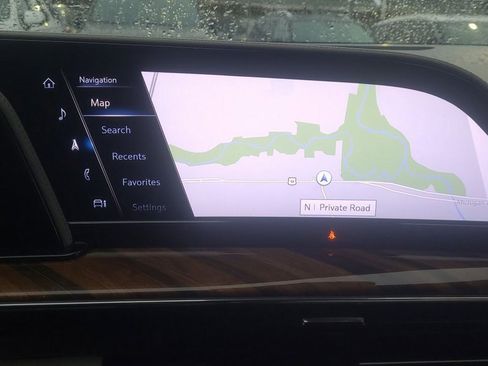 Used 2023 Cadillac Escalade ESV Premium Luxury Platinum w/ Heavy-Duty Trailer Package image 14