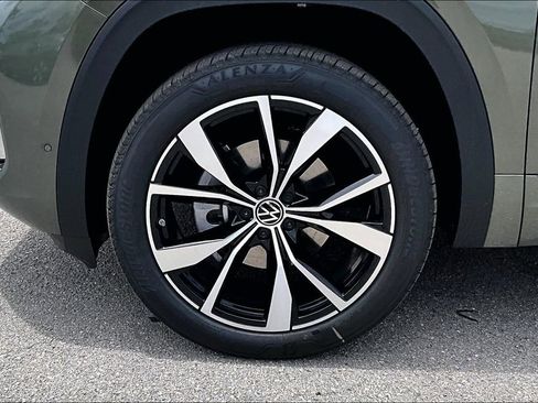 New 2026 Volkswagen Atlas SEL Premium R-Line AWD/4WD image 13