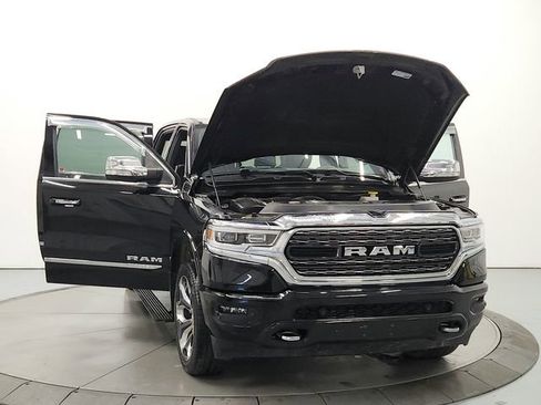 Used 2022 RAM 1500 Limited w/ Body-Colour Bumper Group AWD/4WD image 10