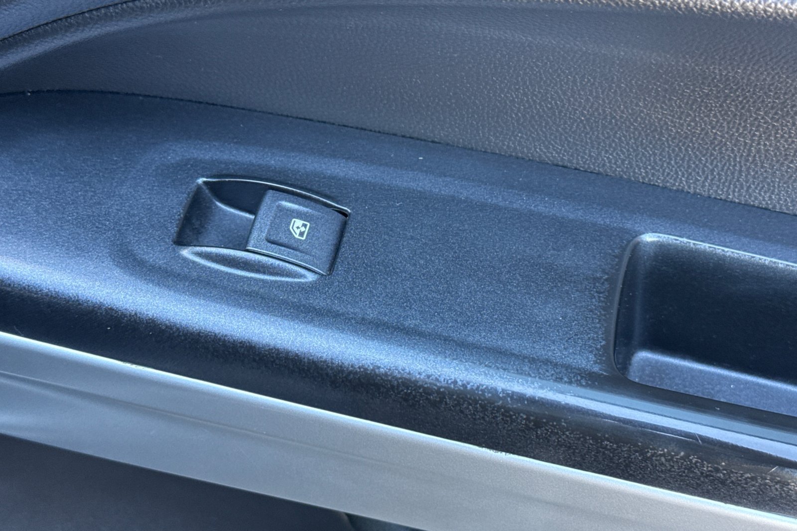 Used 2018 Chevrolet Colorado LT w/ LT Convenience Package AWD/4WD image 20