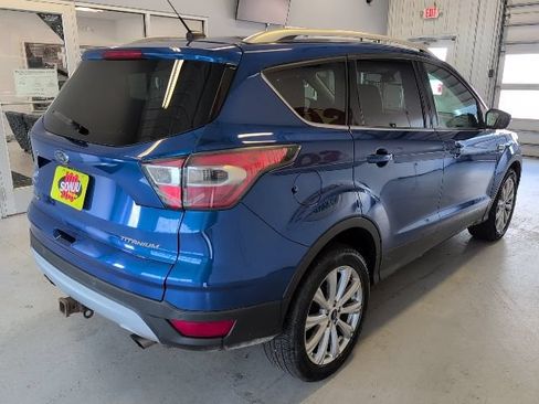 Used 2017 Ford Escape Titanium AWD/4WD image 5