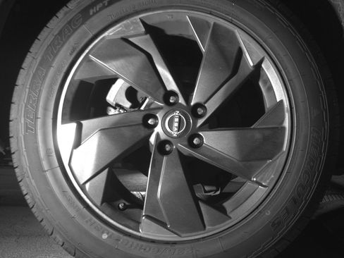 Used 2025 Nissan Rogue SV AWD/4WD image 15