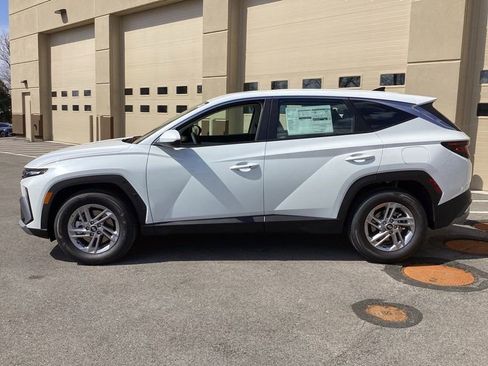 New 2026 Hyundai Tucson SE image 5