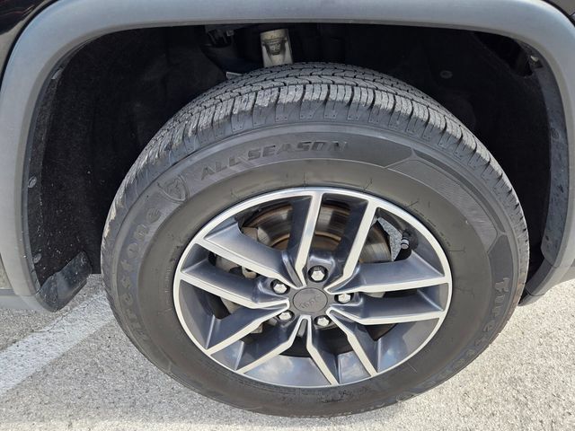 Used 2019 Jeep Grand Cherokee Limited AWD/4WD image 21