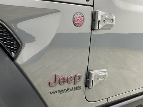 Used 2021 Jeep Wrangler Unlimited Rubicon image 32