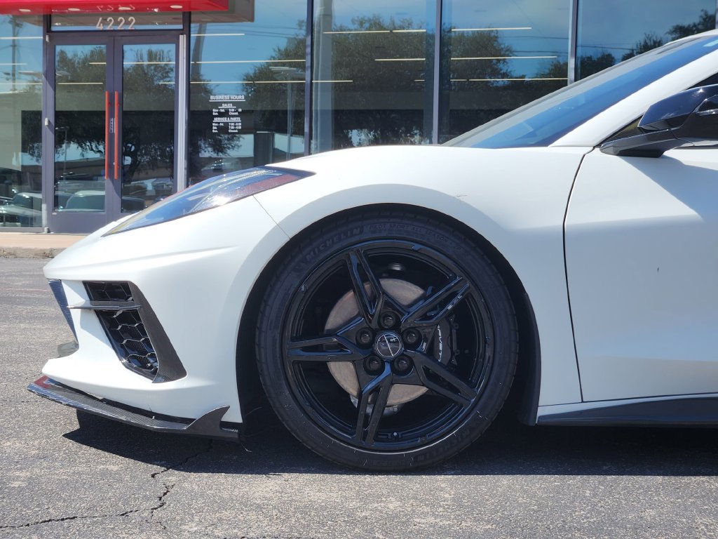 Used 2022 Chevrolet Corvette Stingray Coupe w/ 1LT RWD image 9