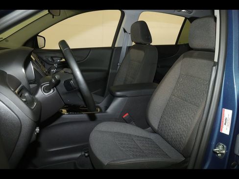 Used 2024 Chevrolet Equinox LT w/ LPO, Floor Liner Package image 24