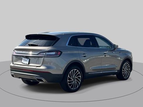 Used 2020 Lincoln Nautilus Reserve FWD image 4