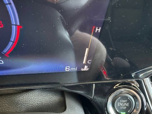 New 2026 Chevrolet Trax RS w/ Sunroof Package FWD image 29