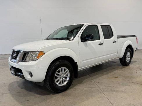 Used 2017 Nissan Frontier SV AWD/4WD image 1