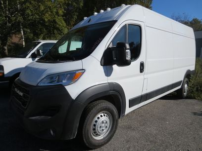 Used 2025 RAM ProMaster 2500 w/ Premium Convenience Group