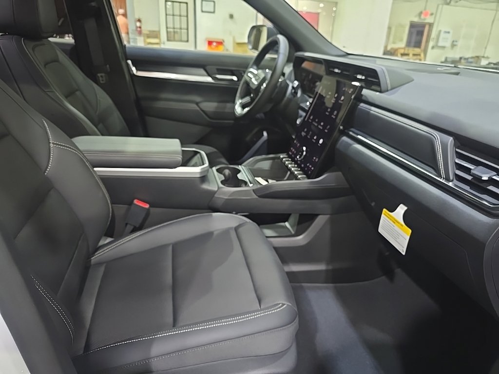 New 2027 GMC Terrain Elevation w/ Elevation Premium Package FWD image 10