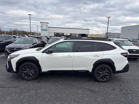 Certified 2025 Subaru Outback Onyx Edition image 4