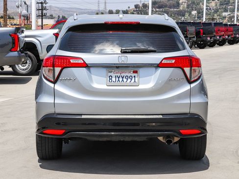 Used 2019 Honda HR-V Sport image 6