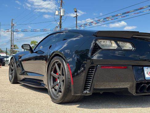Used 2019 Chevrolet Corvette Z06 image 10