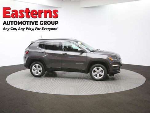 Used 2021 Jeep Compass Latitude w/ Driver Assistance Group image 44