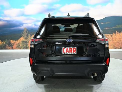 Used 2025 Subaru Forester Premium AWD/4WD image 7