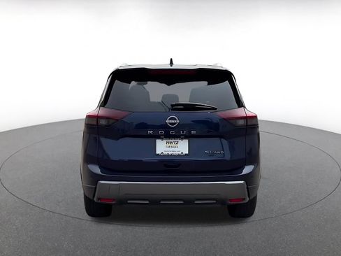 Used 2026 Nissan Rogue SL AWD/4WD image 11
