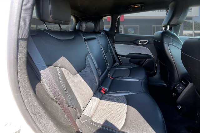 Used 2024 Jeep Compass Latitude AWD/4WD image 24