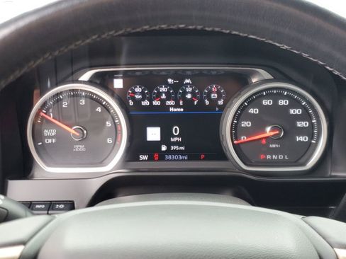 Used 2020 Chevrolet Silverado 1500 High Country w/ Technology Package image 21