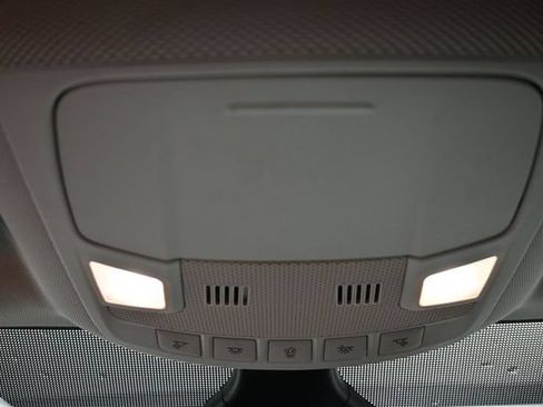 Used 2024 Ford Edge Titanium AWD/4WD image 31