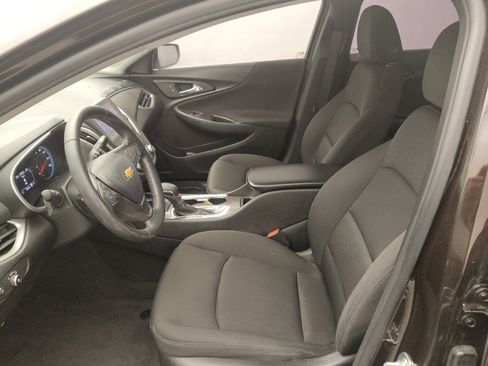 Used 2021 Chevrolet Malibu RS FWD image 17