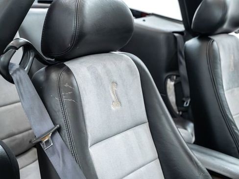 Used 2004 Ford Mustang Cobra image 28