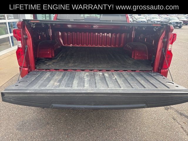 Used 2022 Chevrolet Silverado 1500 LT w/ Leather Package AWD/4WD image 25