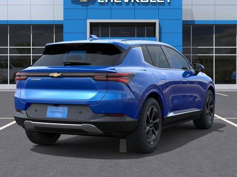 New 2025 Chevrolet Equinox EV LT image 4