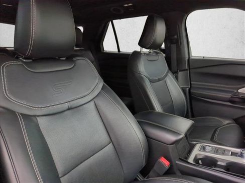 Used 2023 Ford Explorer ST w/ Equipment Group 401A image 27