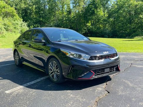 Used 2022 Kia Forte GT-Line w/ GT-Line Premium Package FWD image 1