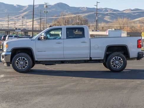 Used 2018 GMC Sierra 2500 SLE image 3