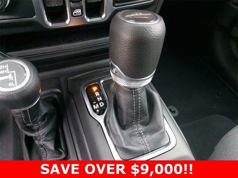 New 2025 Jeep Gladiator Sport image 24