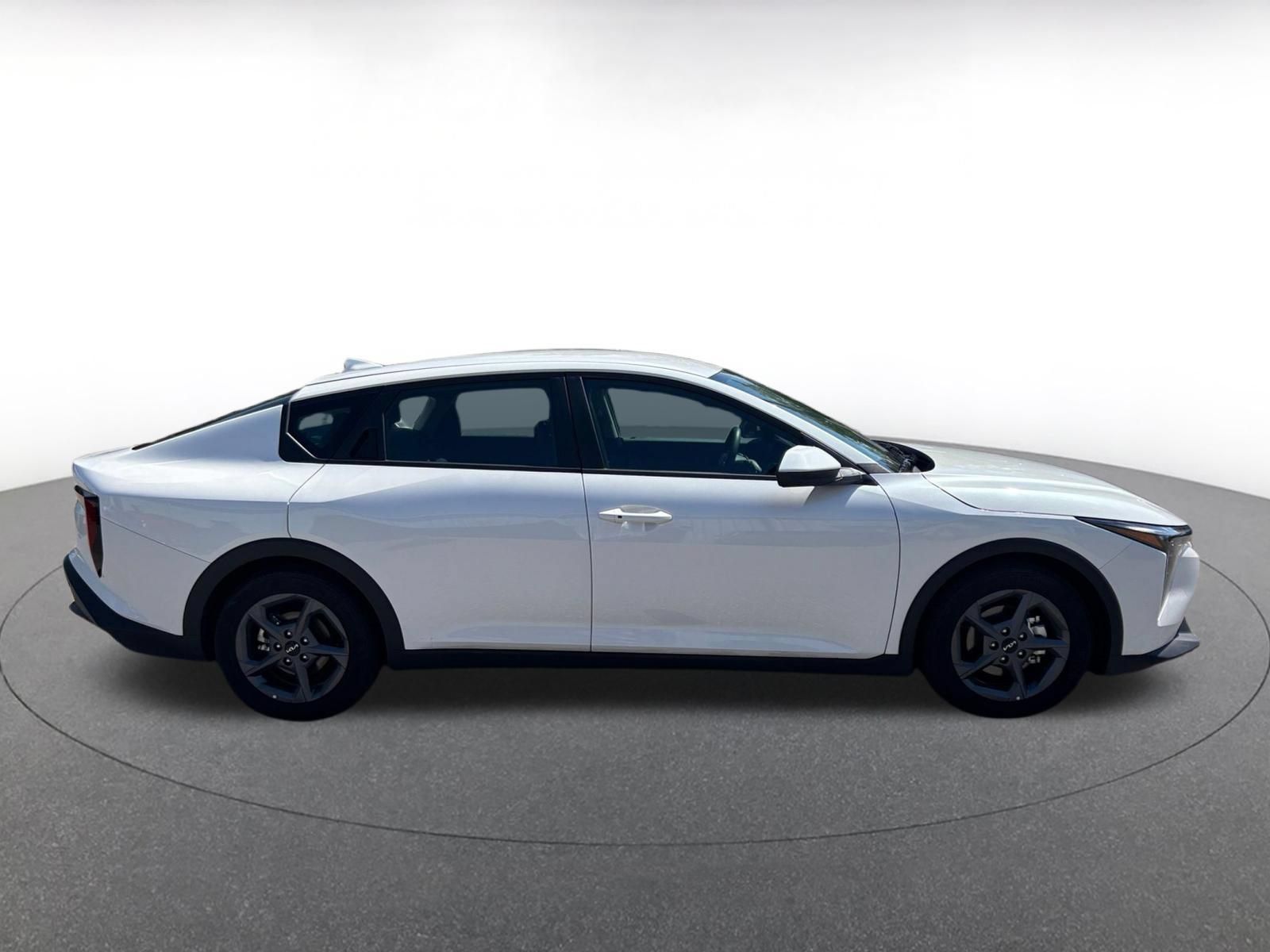 Used 2026 Kia K4 FWD image 14