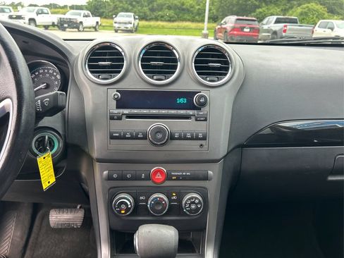 Used 2014 Chevrolet Captiva Sport LT FWD image 14