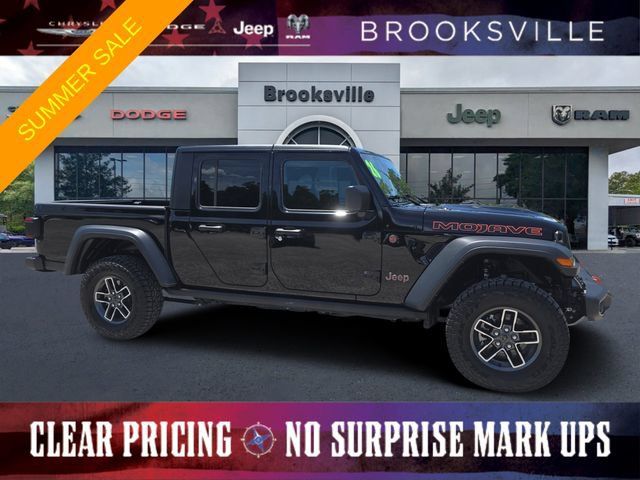 Used 2026 Jeep Gladiator Mojave AWD/4WD image 1