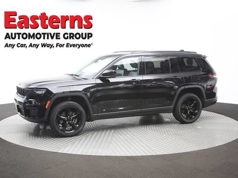 Used 2023 Jeep Grand Cherokee L Laredo AWD/4WD image 59